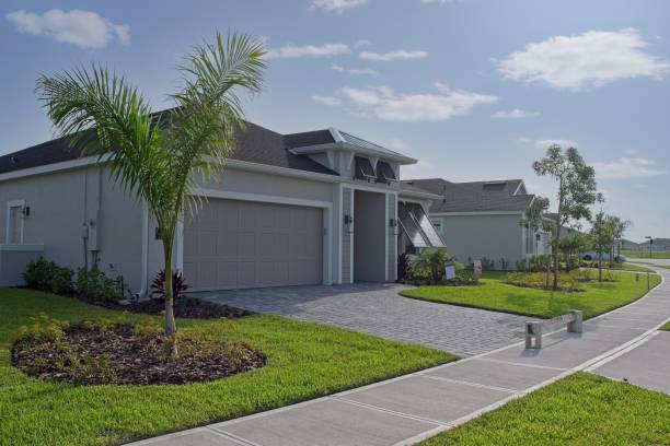  Corona, CA Driveway Pavers Pros